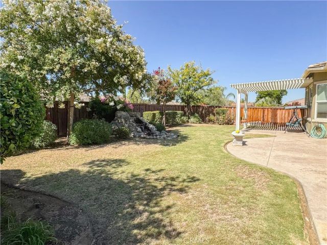 9809 Naples, Bakersfield, CA 93306