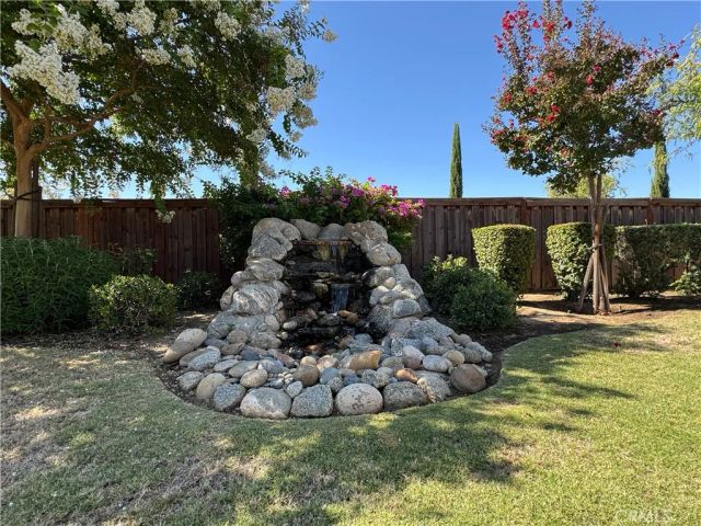 9809 Naples, Bakersfield, CA 93306