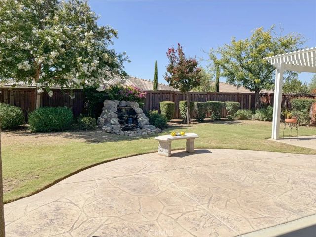9809 Naples, Bakersfield, CA 93306