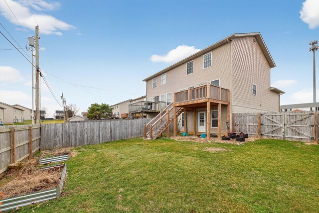 319 Essex Court, Winchester, KY 40391