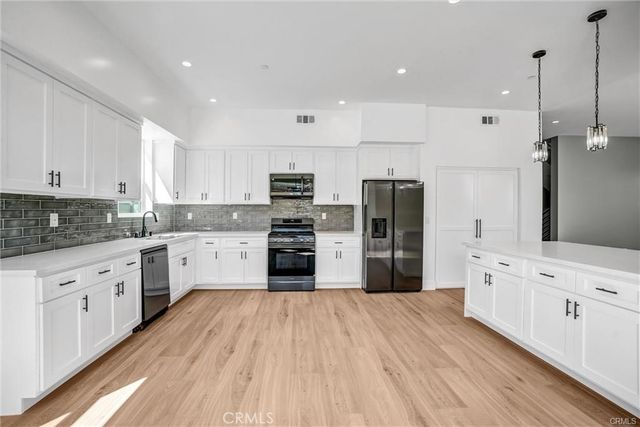 2124 W 238th Street, Torrance, CA 90501