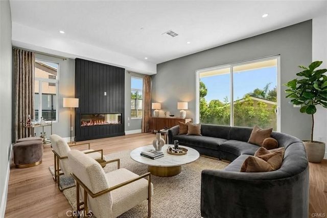 2124 W 238th Street, Torrance, CA 90501