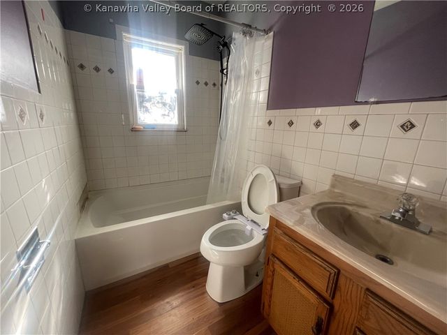 484 S Ruffner Road, Charleston, WV 25314