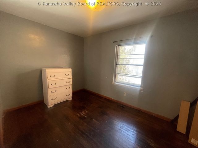 484 S Ruffner Road, Charleston, WV 25314