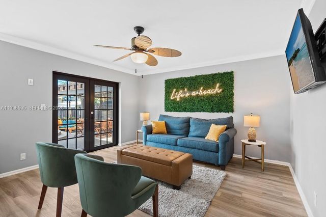 223 SE 8th St, Dania Beach, FL 33004