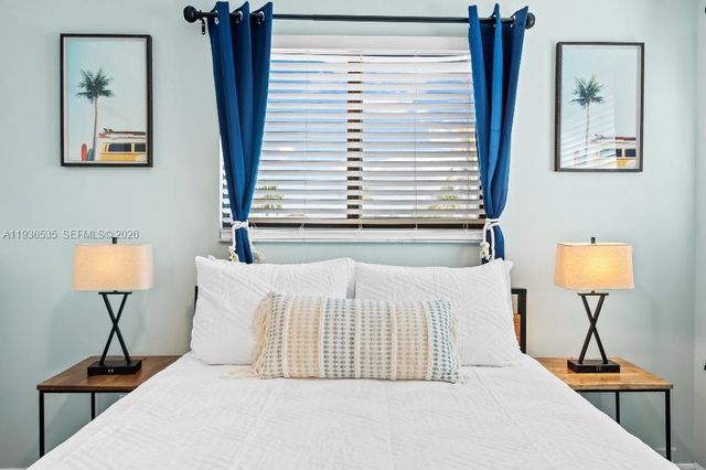 223 SE 8th St, Dania Beach, FL 33004