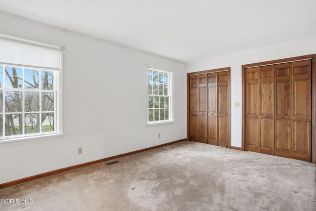 701 Red Fox Road, Findlay, OH 45840