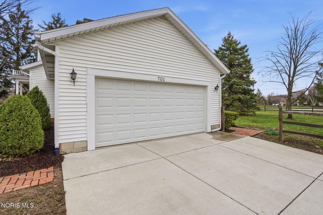 701 Red Fox Road, Findlay, OH 45840