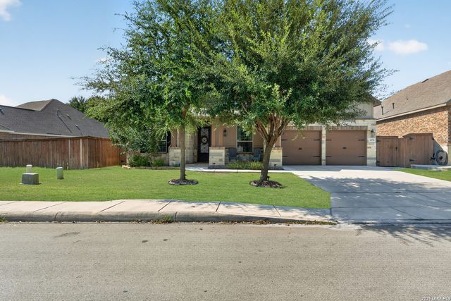 11958 White River Dr, San Antonio, TX 78254