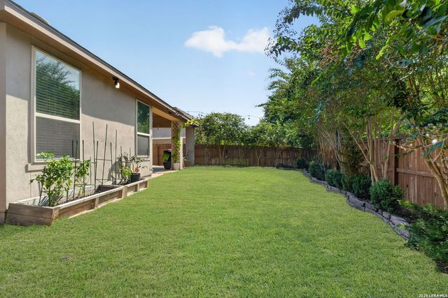 11958 White River Dr, San Antonio, TX 78254