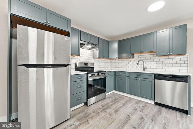 825 W 3RD ST, Florence, NJ 08518