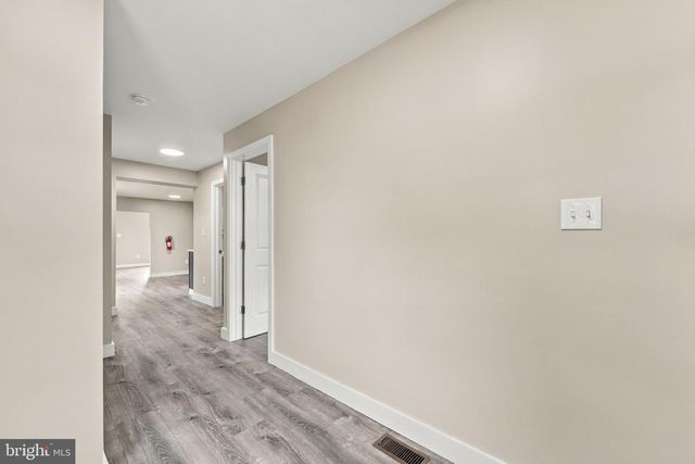 825 W 3RD ST, Florence, NJ 08518