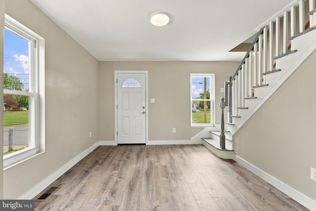825 W 3RD ST, Florence, NJ 08518
