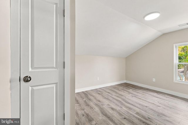 825 W 3RD ST, Florence, NJ 08518