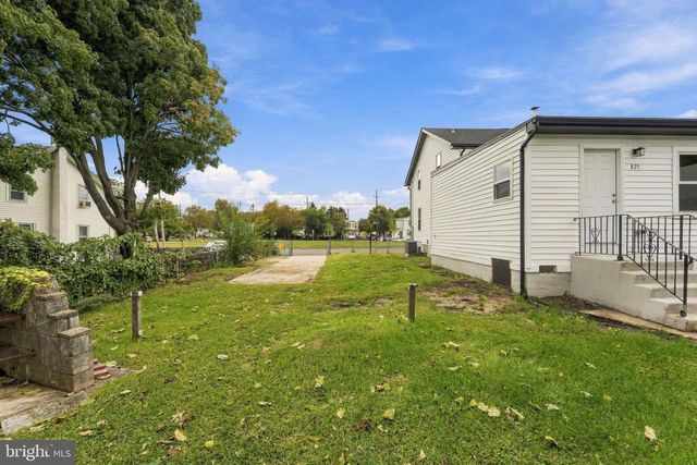 825 W 3RD ST, Florence, NJ 08518