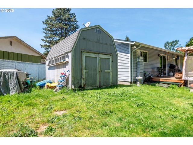 1016 OAK St, Kelso, WA 98626