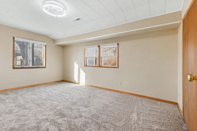 9558 Belding Road NE, Rockford, MI 49341