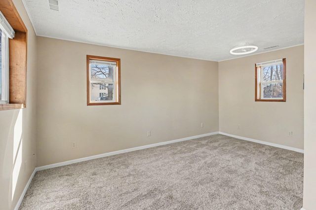 9558 Belding Road NE, Rockford, MI 49341