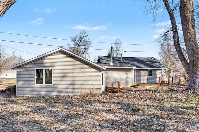 9558 Belding Road NE, Rockford, MI 49341