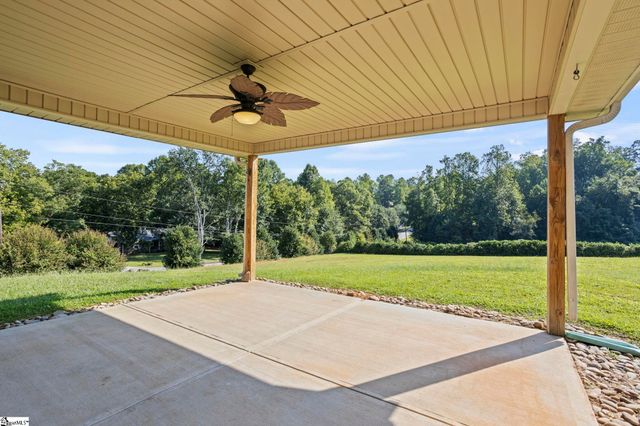 1 Hawkcrest Court, Travelers Rest, SC 29690