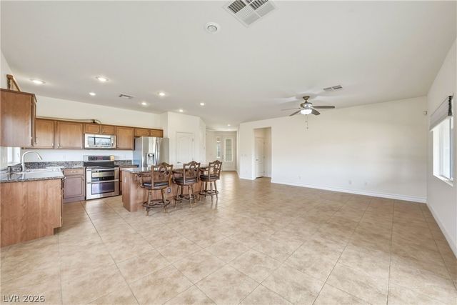 4680 Lorenzo Way, Pahrump, NV 89061