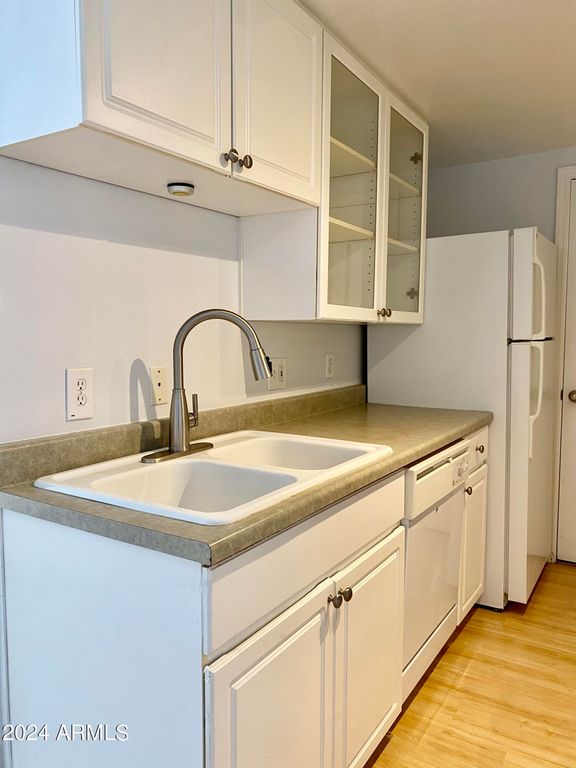 1701 E COLTER Street 421, Phoenix, AZ 85016 — photo 5