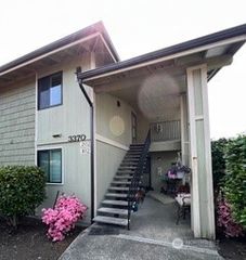 3370 Narrows View Lane NE #202, Bremerton, WA 98310