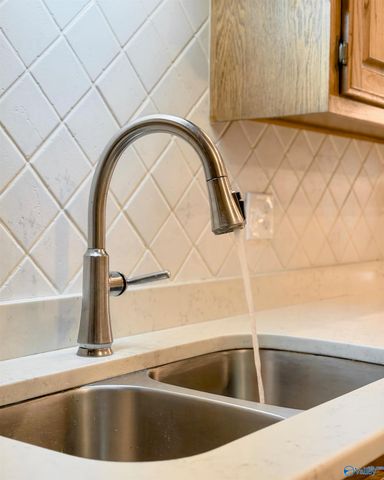 1508 River Bend Place, Decatur, AL 35601