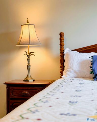 1508 River Bend Place, Decatur, AL 35601