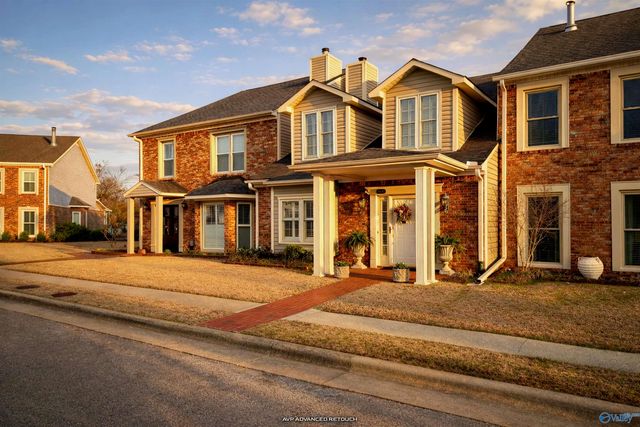 1508 River Bend Place, Decatur, AL 35601