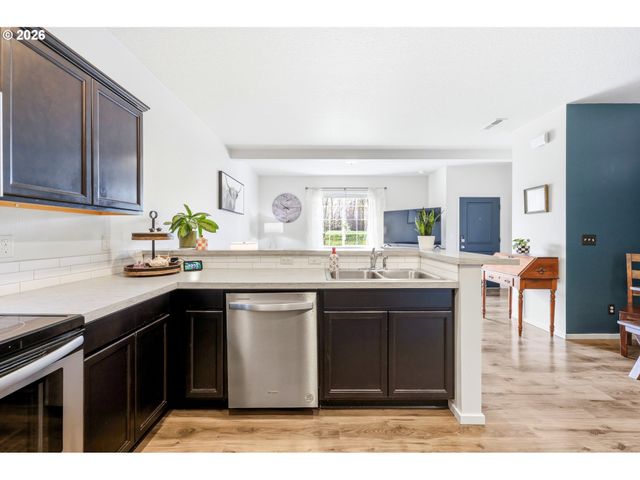 2243 Se 19TH St, Gresham, OR 97080