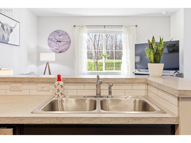 2243 Se 19TH St, Gresham, OR 97080