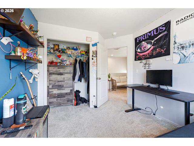 2243 Se 19TH St, Gresham, OR 97080