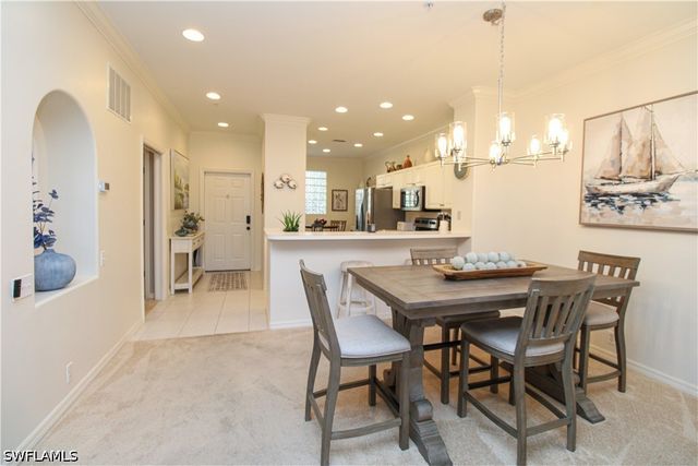 8217 Parkstone PL 102, Naples, FL 34120