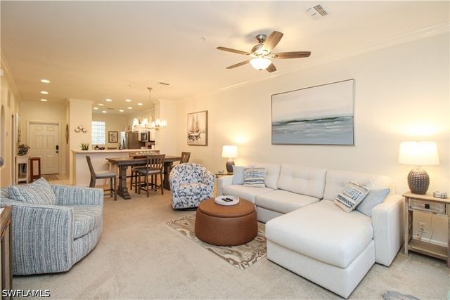 8217 Parkstone PL 102, Naples, FL 34120