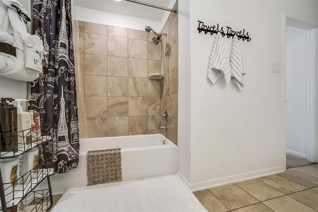 16502 Live Oak Canyon Drive, Houston, TX 77084