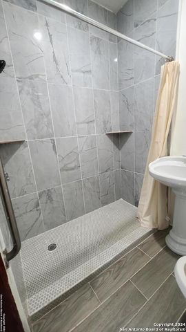 1022 PASADENA, San Antonio, TX 78201