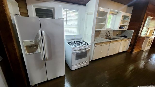 1022 PASADENA, San Antonio, TX 78201
