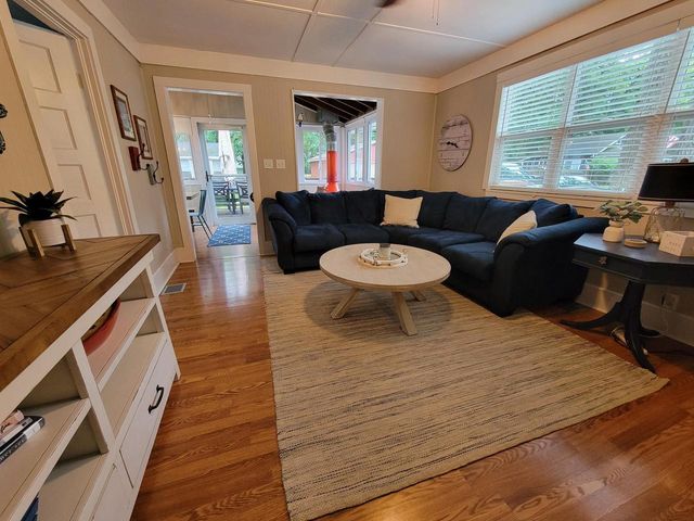 1610 Jackson Park DRIVE, Delavan, WI 53115