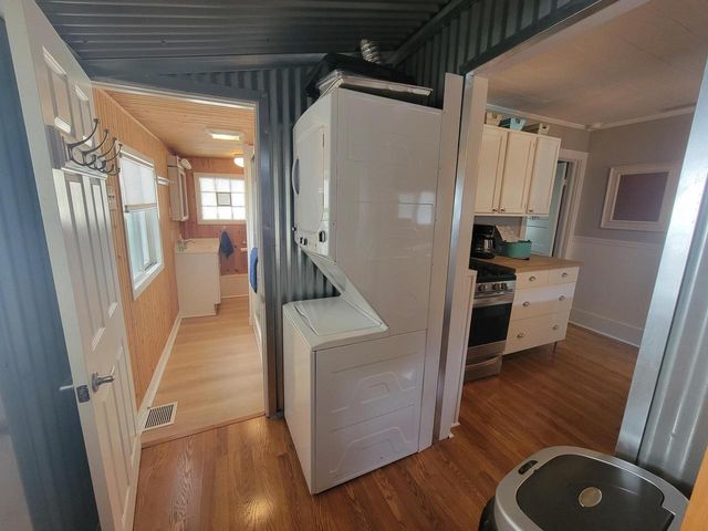 1610 Jackson Park DRIVE, Delavan, WI 53115