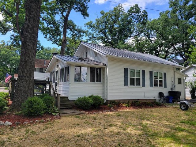 1610 Jackson Park DRIVE, Delavan, WI 53115