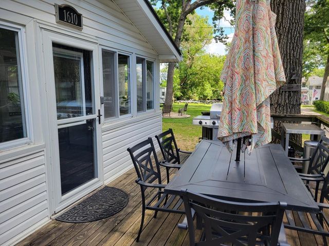 1610 Jackson Park DRIVE, Delavan, WI 53115