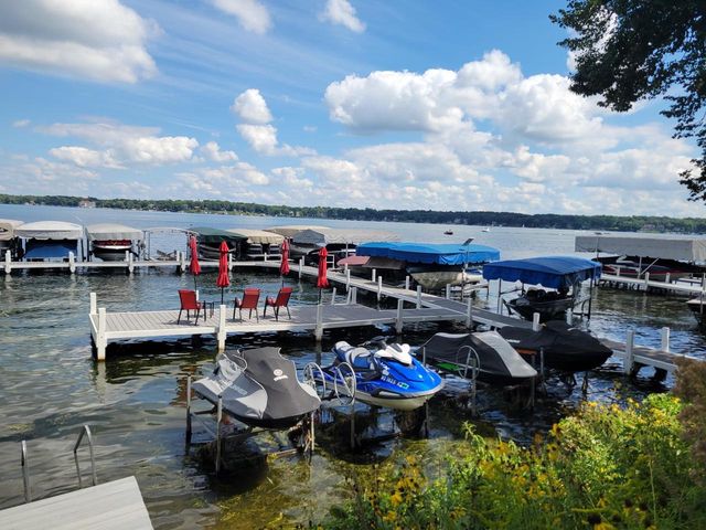 1610 Jackson Park DRIVE, Delavan, WI 53115