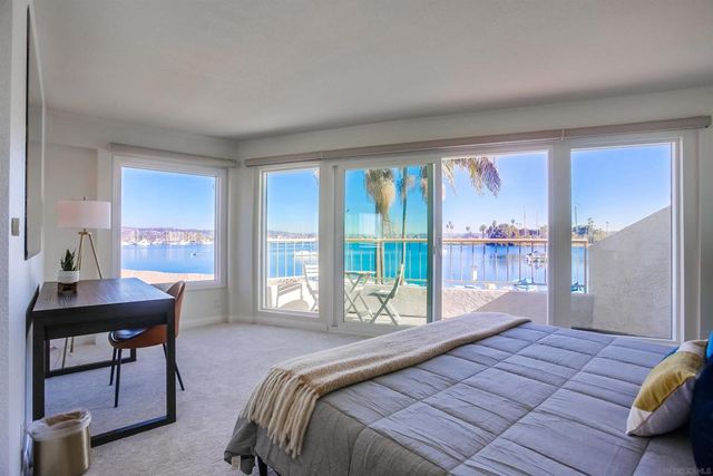 3268 Bayside Walk, San Diego, CA 92109