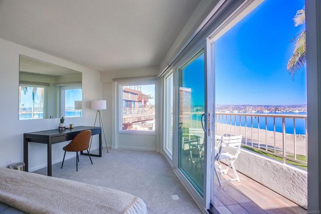 3268 Bayside Walk, San Diego, CA 92109