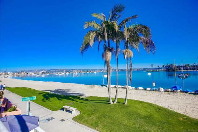 3268 Bayside Walk, San Diego, CA 92109