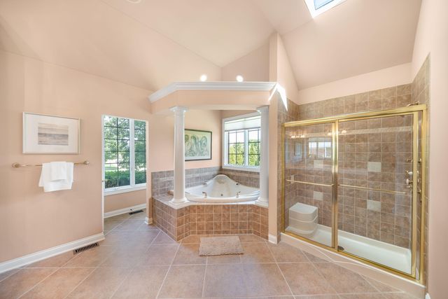 9771 Rambling Rose Lane, St. John, IN 46373