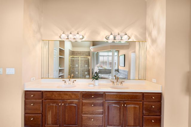 9771 Rambling Rose Lane, St. John, IN 46373