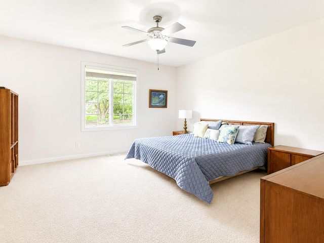 9771 Rambling Rose Lane, St. John, IN 46373