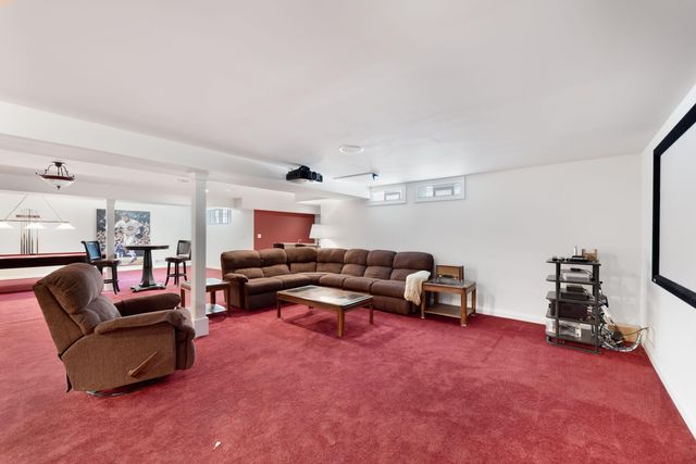 9771 Rambling Rose Lane, St. John, IN 46373